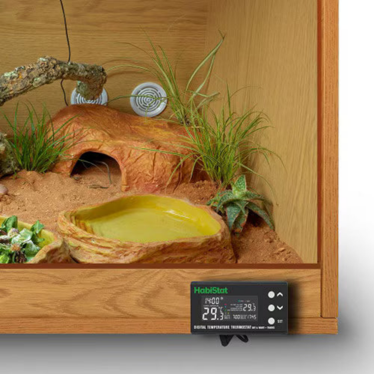 HabiStat Digital Temperature Day and Night Thermostat